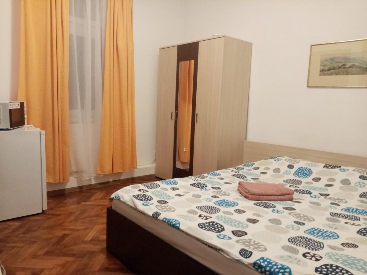 Republicii Apartment Historic Center Brasov Exterior photo